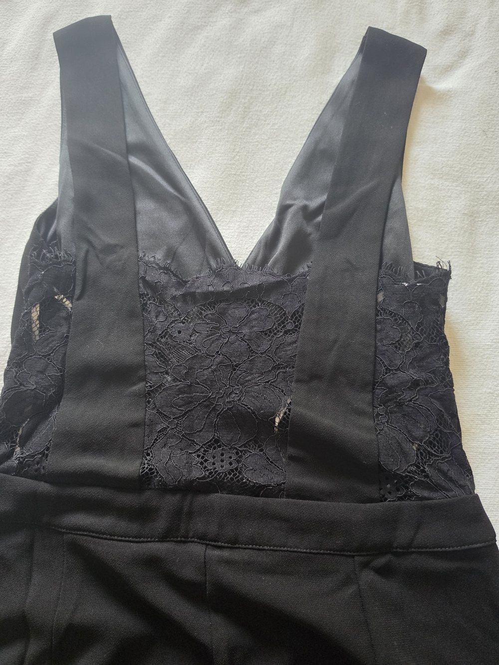 Lulu's Black Sleeveless V-Neck Wide-Leg Jumpsuit Back Lace Detail - Picture 7 of 9